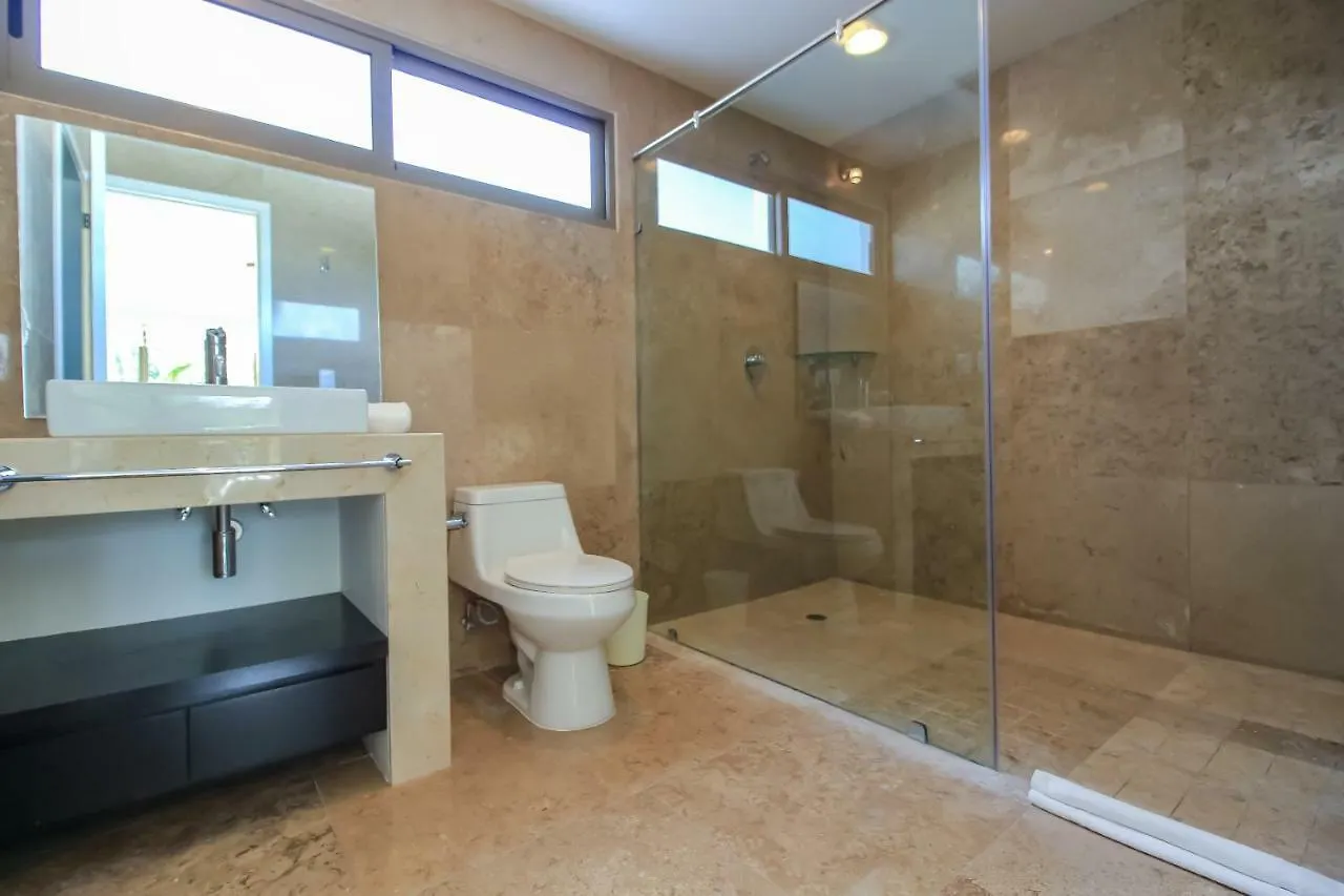 Exclusive 2 Bedrooms Penthouse With Jacuzzi And Pool Facilities Akumal